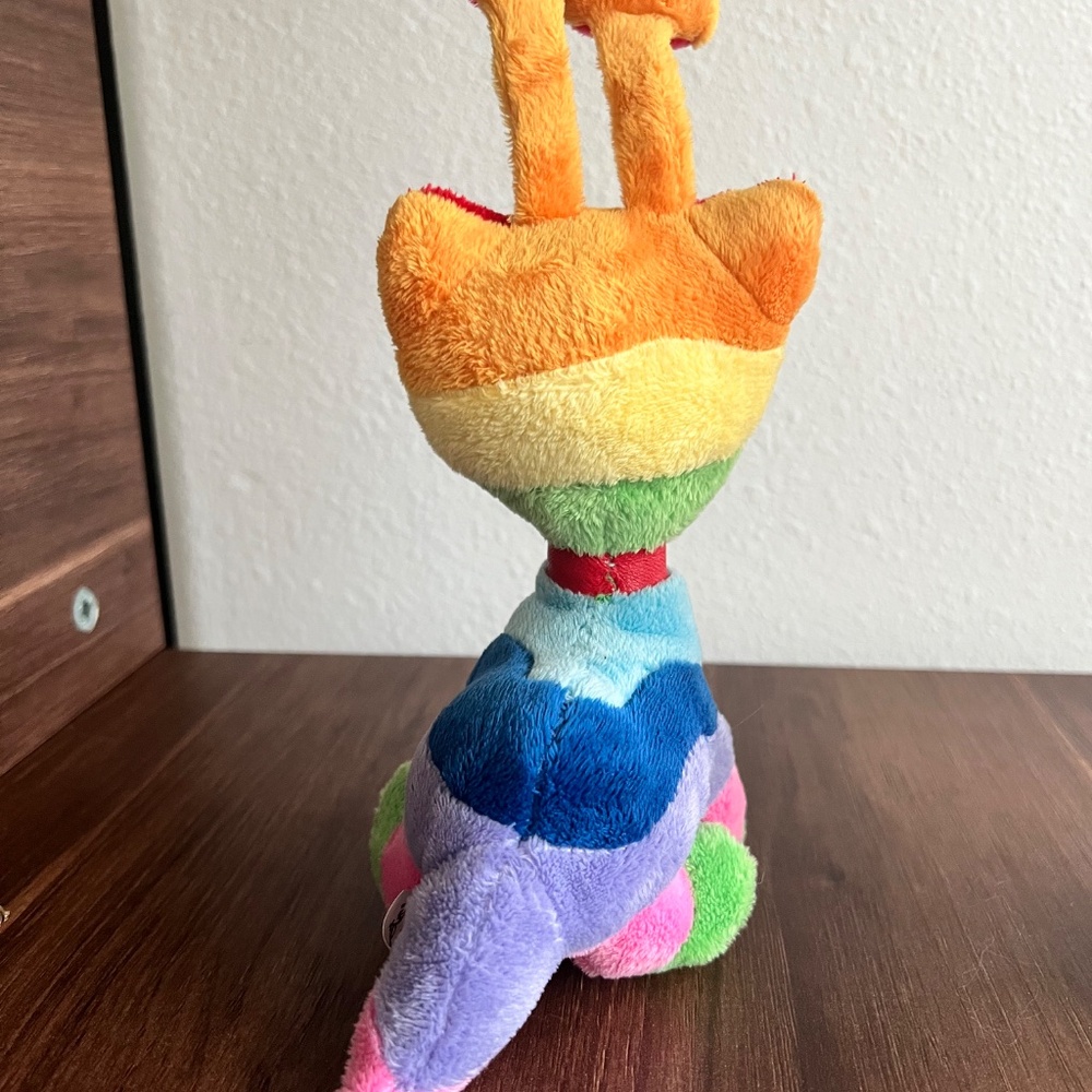 Rainbow Aisha - Picture 2 of 3